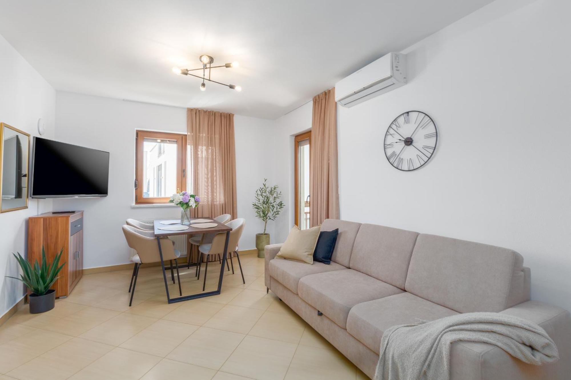 Apartments Bellissima Funtana Luaran gambar