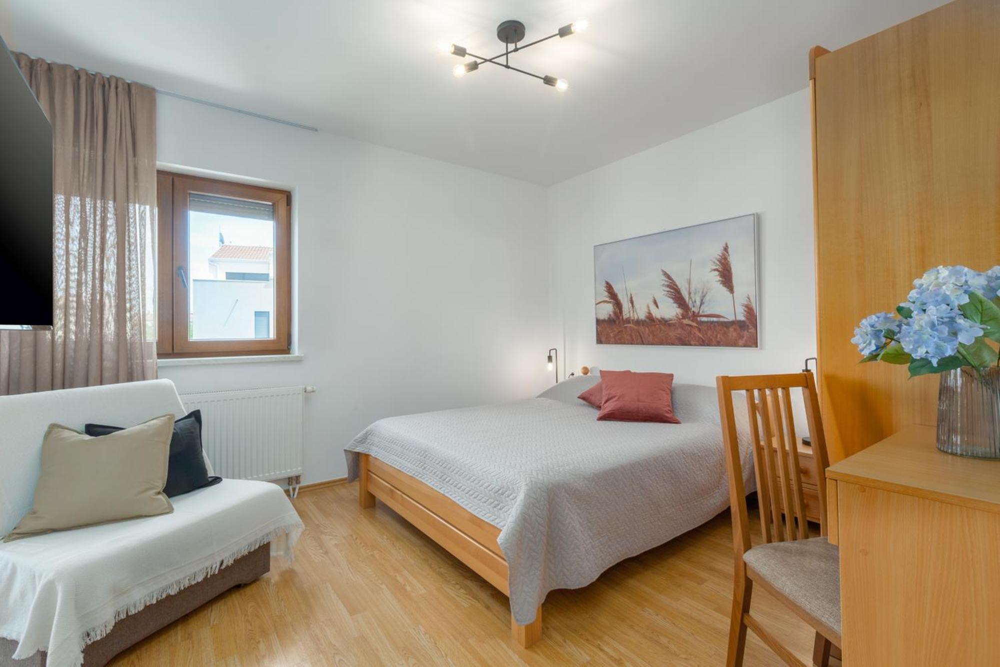 Apartments Bellissima Funtana Luaran gambar