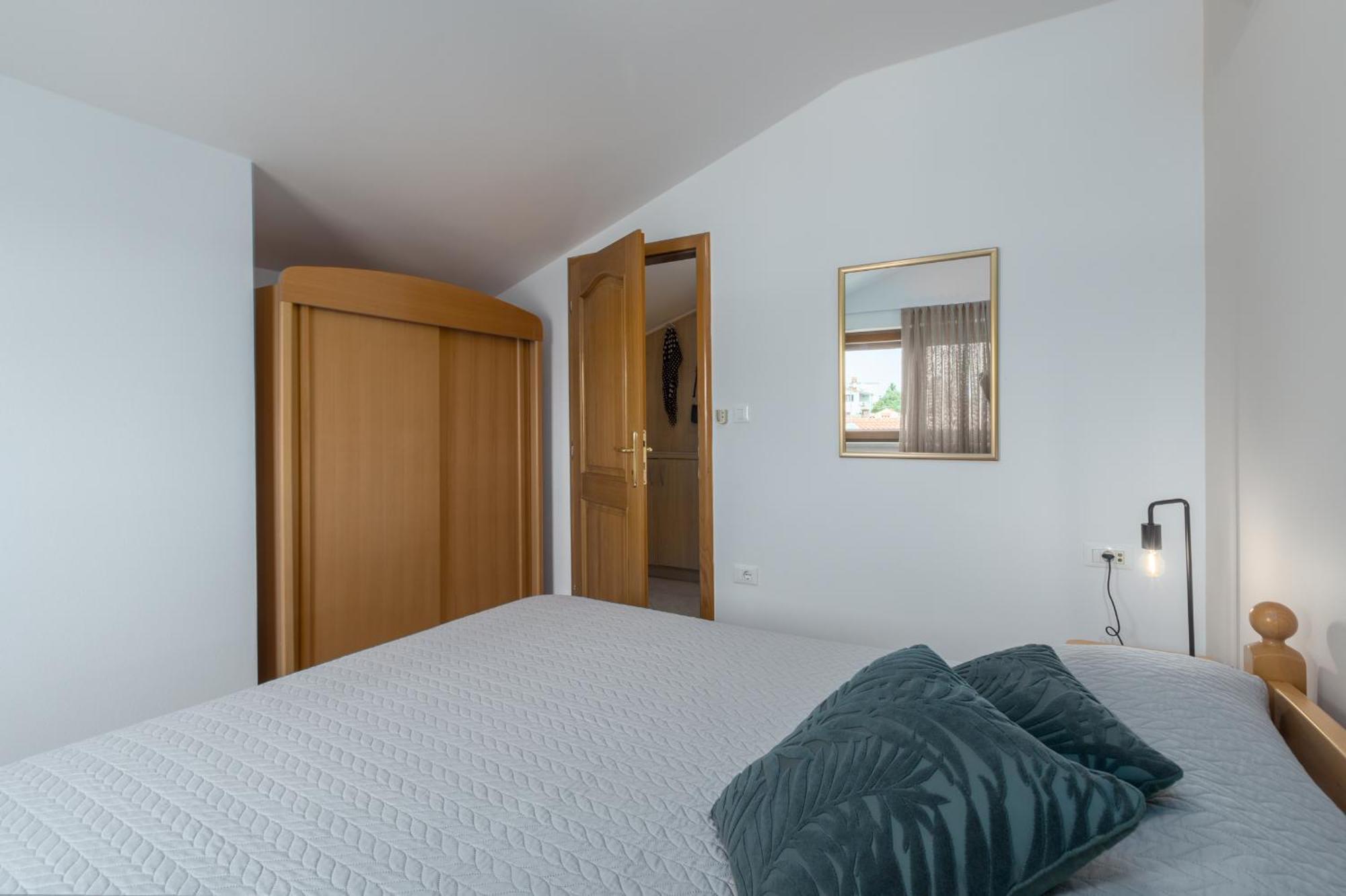 Apartments Bellissima Funtana Luaran gambar