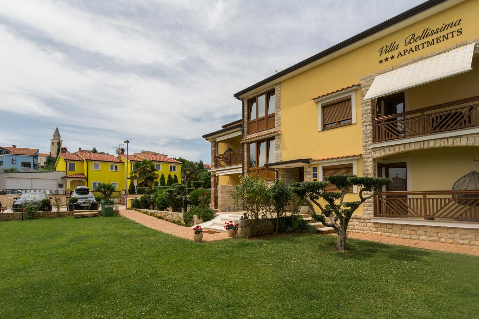 Apartments Bellissima Funtana Luaran gambar