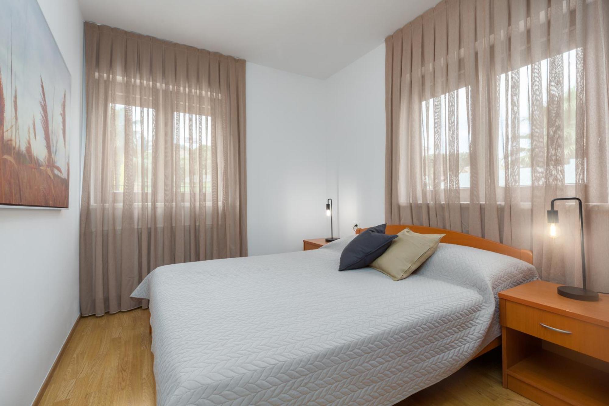 Apartments Bellissima Funtana Luaran gambar
