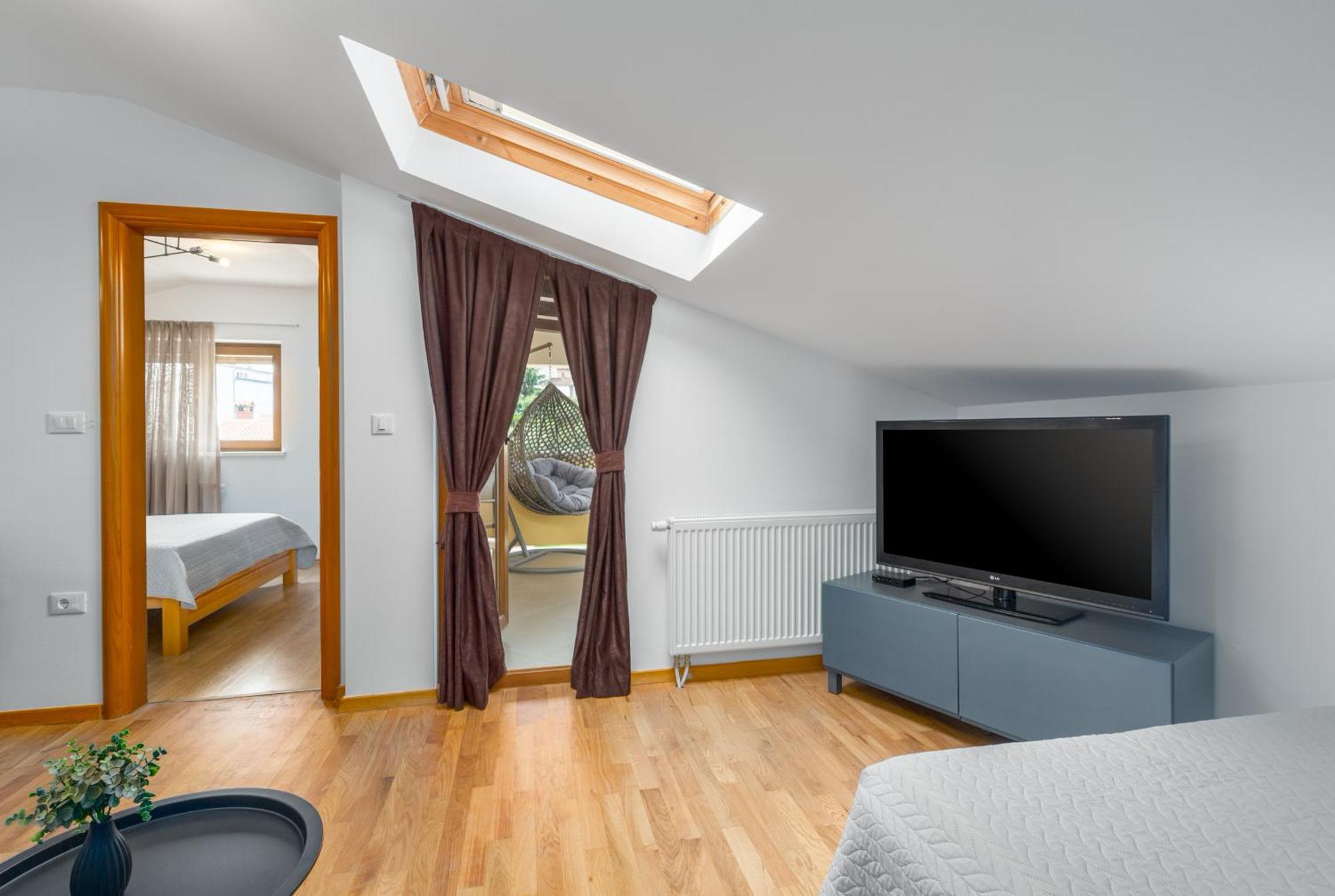 Apartments Bellissima Funtana Luaran gambar